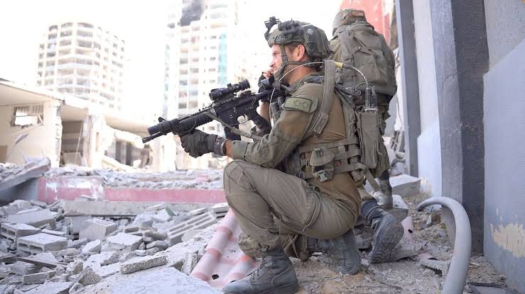 Israeli Forces Raid Al Shifa Hospital in Gaza City